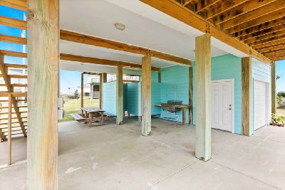 Paden's Place Vacation Rental - Crystal Beach, TX