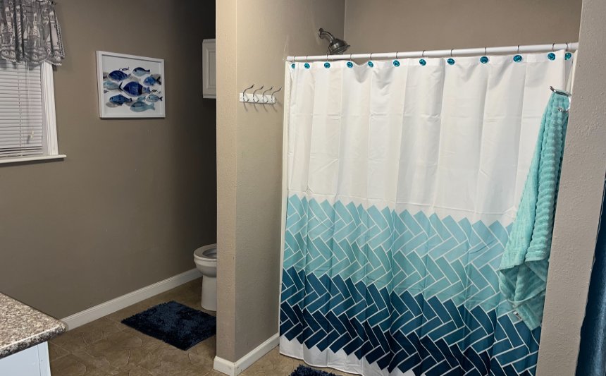 Y'all Come Back Inn Vacation Rental in Crystal Beach, TX