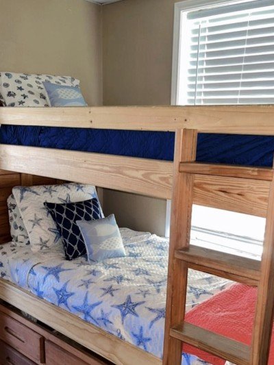 Y'all Come Back Inn Vacation Rental in Crystal Beach, TX
